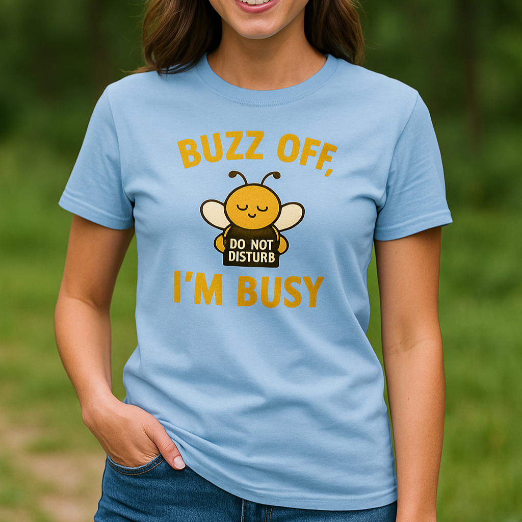 Buzz Off, I’m Busy Bee Design (Regular & Grunge) – Funny Beekeeper Gift for Dad or Nature Lover